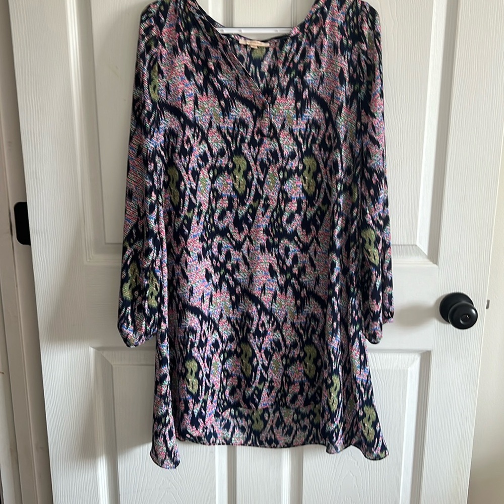 Long sleeve patterned dress